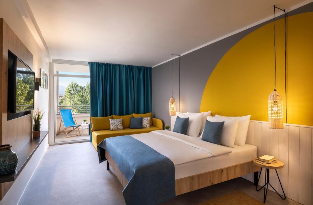 Sunny Baska Hotel By Valamar, Ex Corinthia Екстер'єр фото